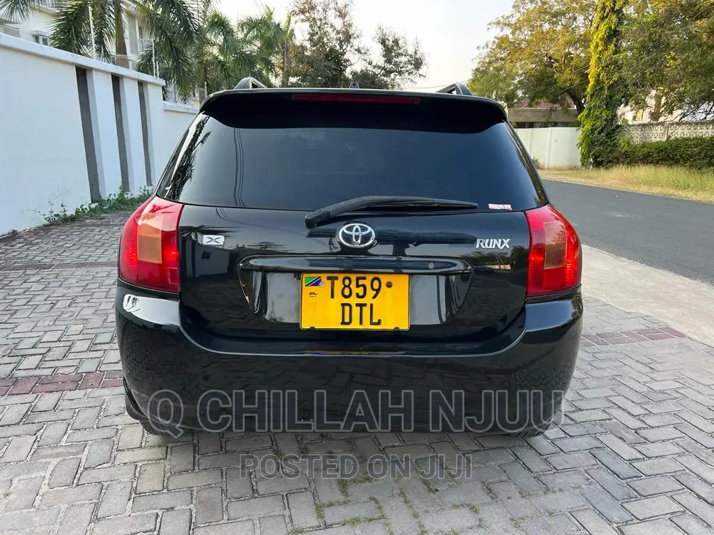 Toyota Corolla RunX 2004 Black
