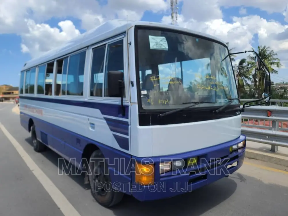 Nissan Civilian 2002 White