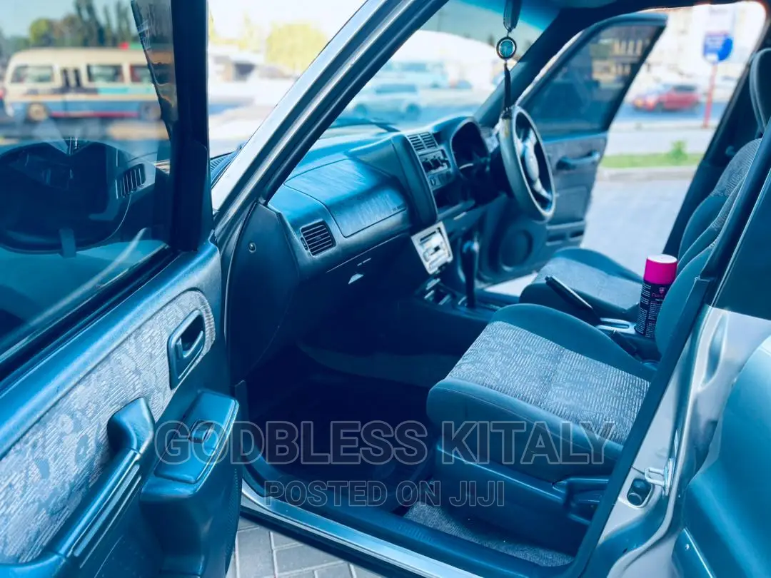 Toyota RAV4 1999 Silver