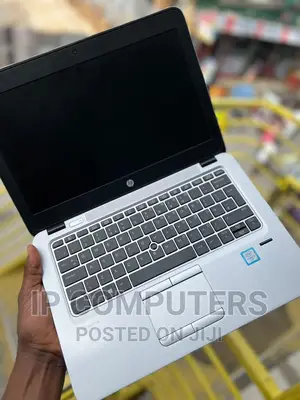 Laptop HP EliteBook 820 G3 8GB Intel Core I5 SSD 256GB