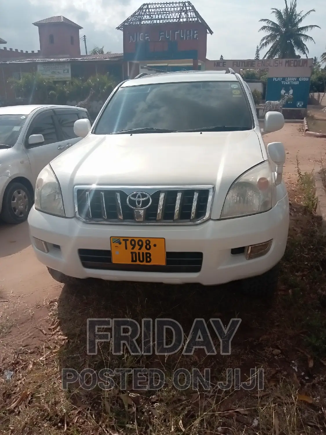 Toyota Land Cruiser Prado 2010 White