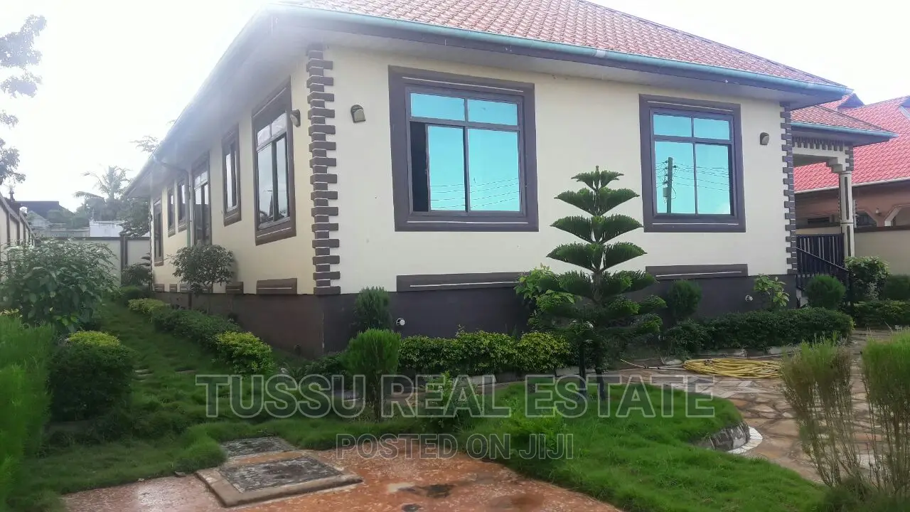 4bdrm House in Tegeta Wazo Hill, Kinondoni for sale