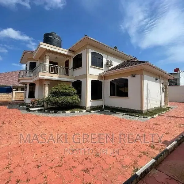 4bdrm House in Wazo Hill, Bunju for sale