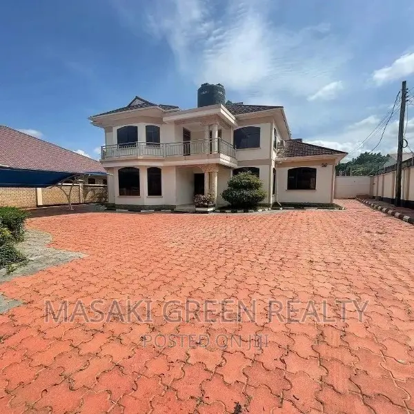 4bdrm House in Wazo Hill, Bunju for sale