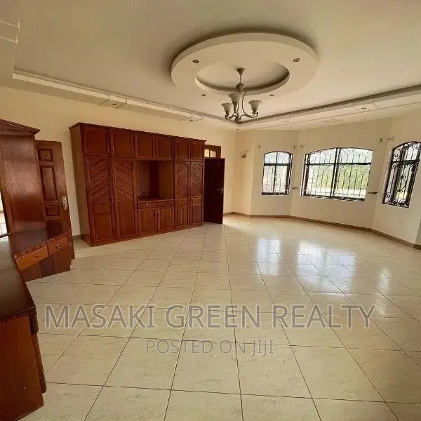4bdrm House in Wazo Hill, Bunju for sale