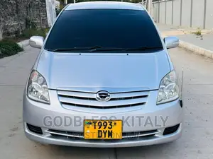 Toyota Corolla Spacio 2004 Silver
