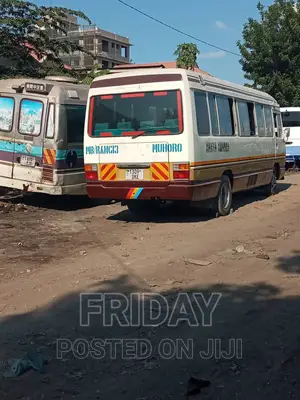 Toyota Coaster 2000 White