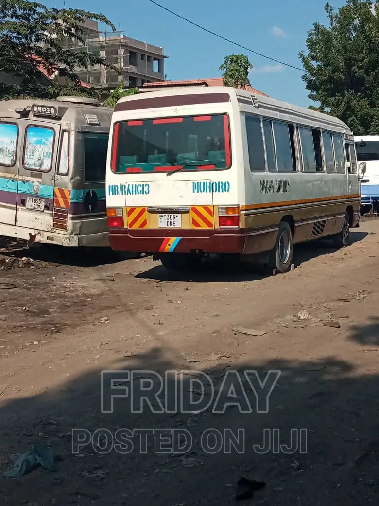 Toyota Coaster 2000 White