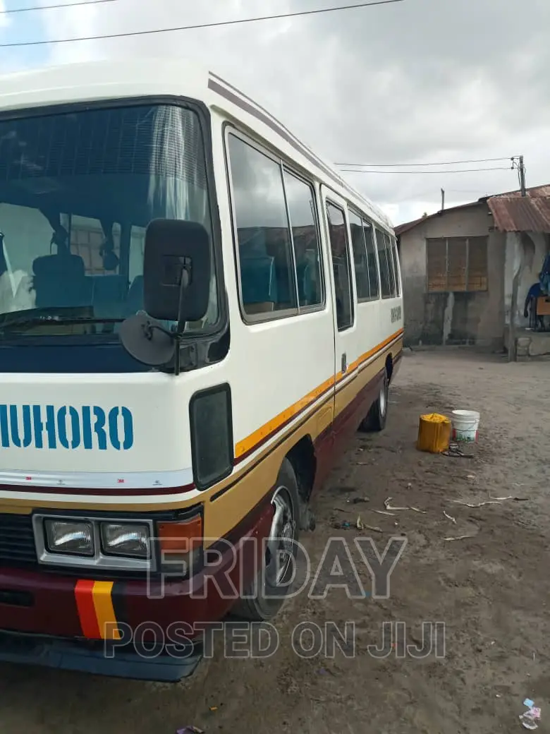 Toyota Coaster 2000 White