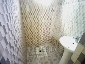 1bdrm Apartment in Kimara for rent