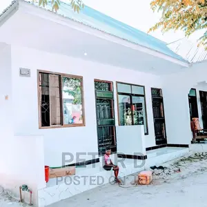 1bdrm Apartment in Kimara for rent