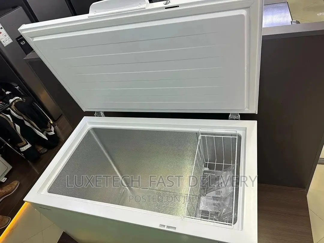 Hisense Freezer 250l