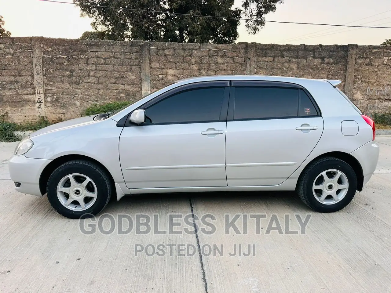 Toyota Corolla RunX 2002 Silver
