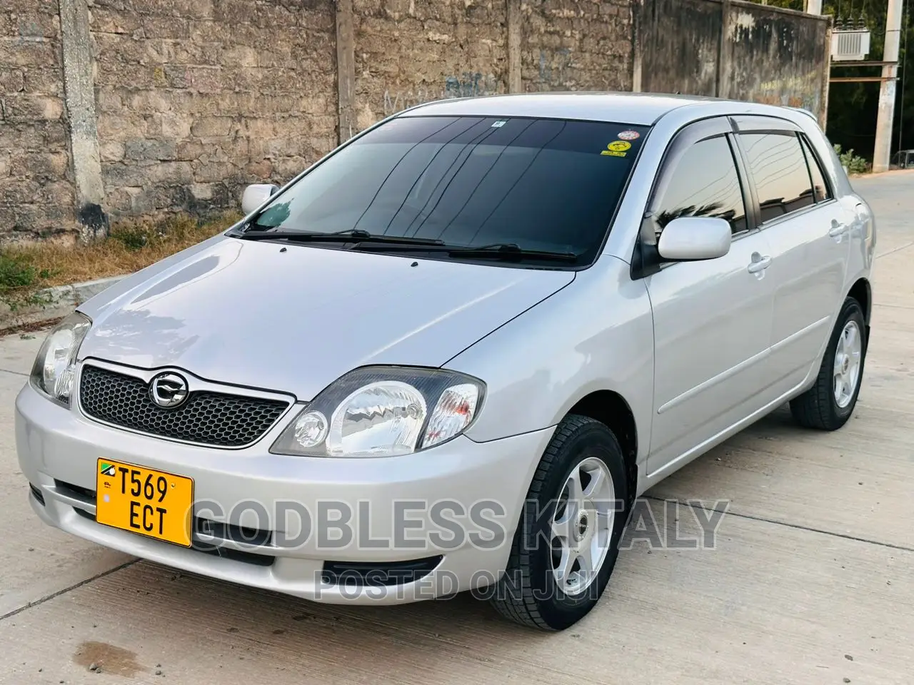 Toyota Corolla RunX 2002 Silver