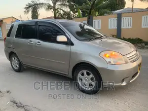 Toyota Raum 1.5 AWD 2002 Beige