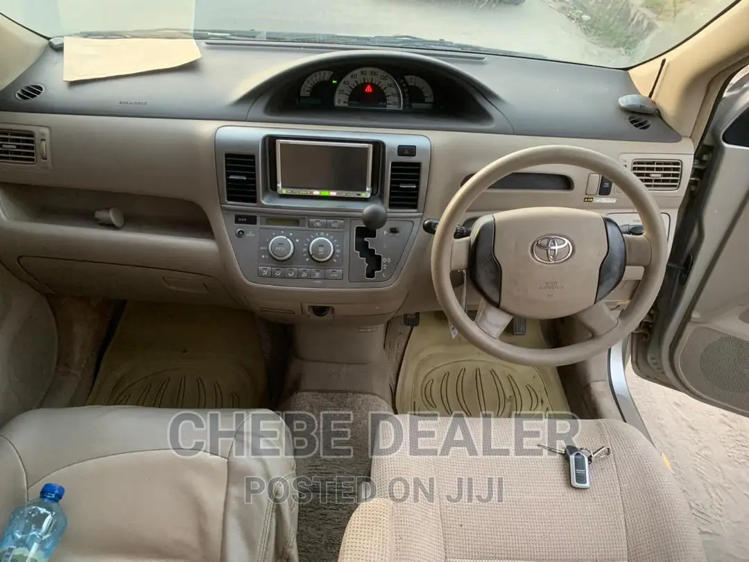 Toyota Raum 1.5 AWD 2002 Beige