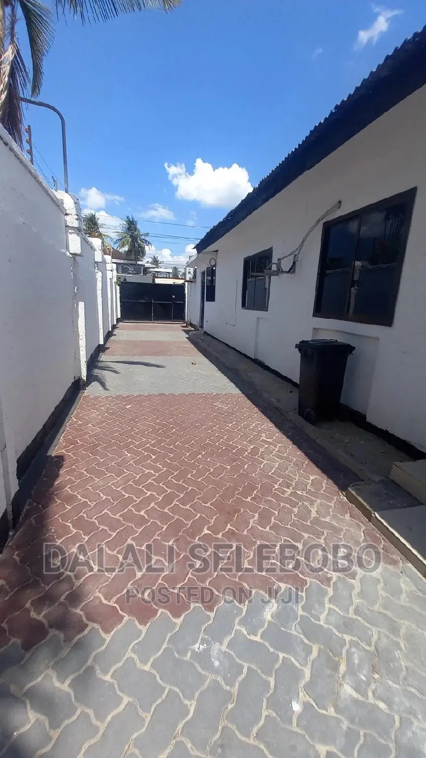 Furnished 1bdrm Bedsitter in Mikocheni B Rose for rent