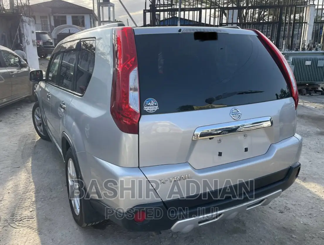 Nissan X-Trail 2012 Silver