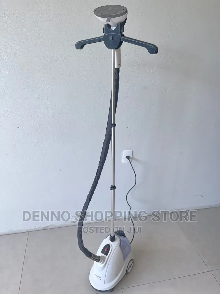 Garmet Steamer Iron