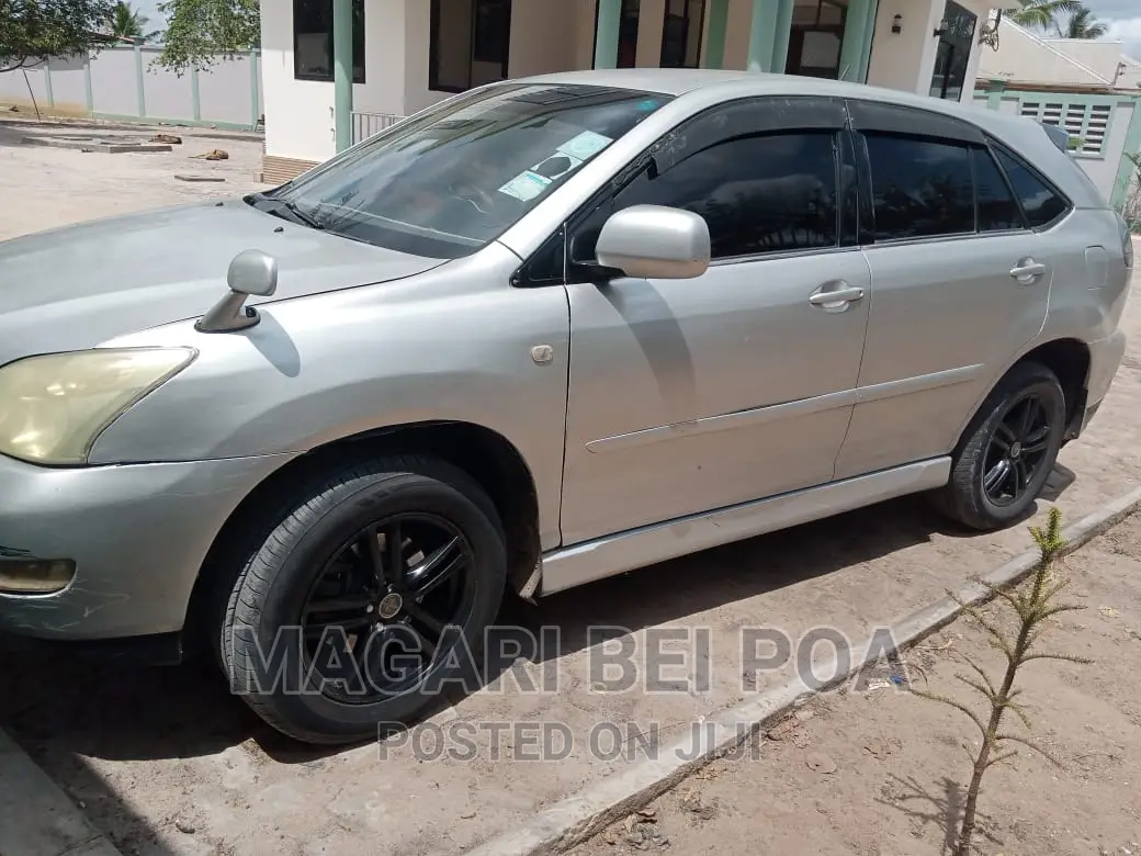 Toyota Harrier 2005 Silver