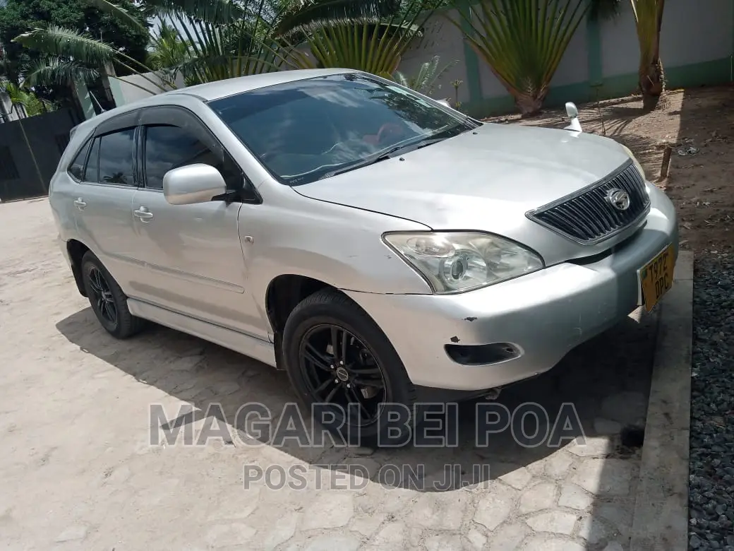 Toyota Harrier 2005 Silver
