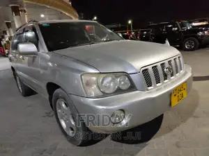 Toyota Kluger 2004 Silver