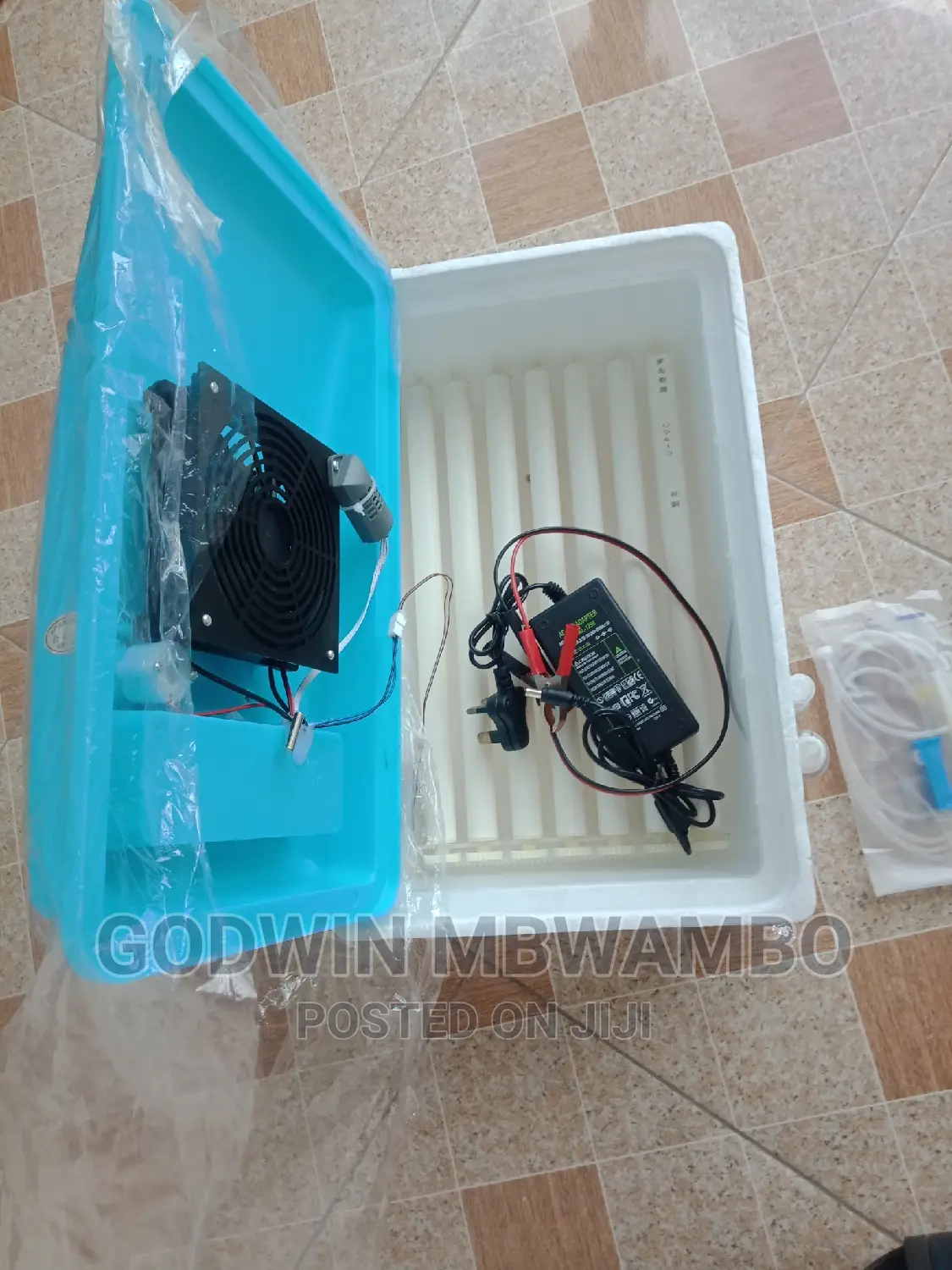 Tunauza Mashine Za Solar Na Umeme Za Kutotoleshea Vifaranga