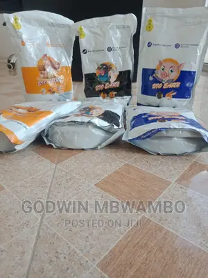 Tunauza Virutubisho Vya Kuku,Ng'ombe,Mbuzi Pamoja Na Nguruwe