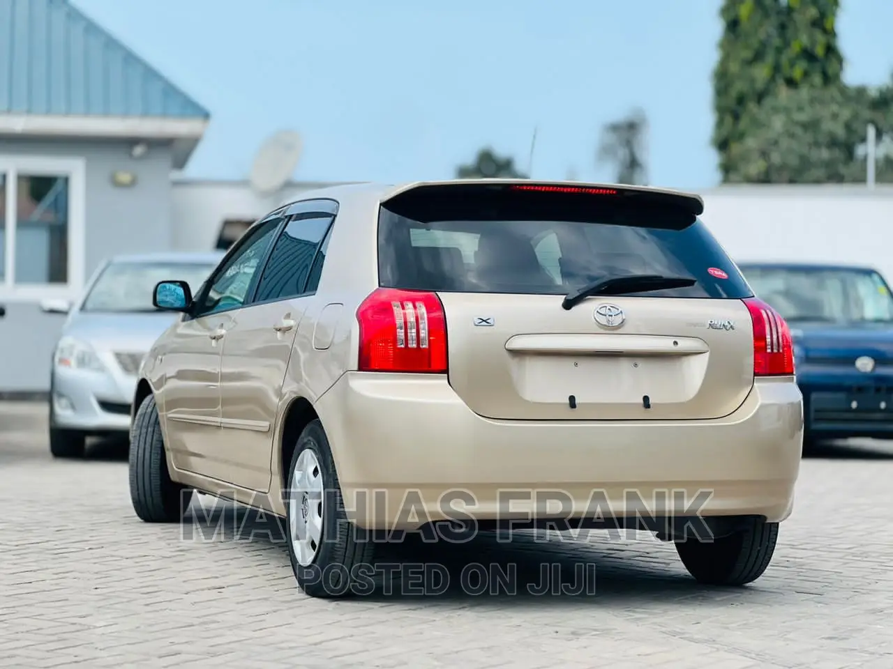 Toyota Corolla RunX 2004 Gold