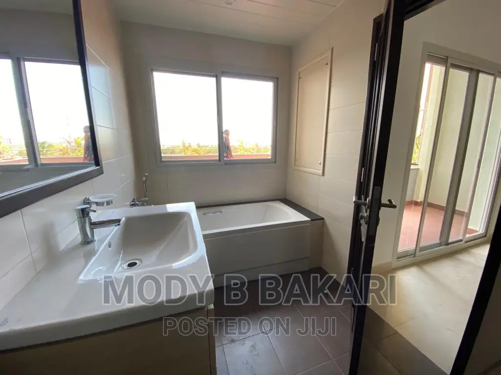 3bdrm Apartment in Kinondoni for rent