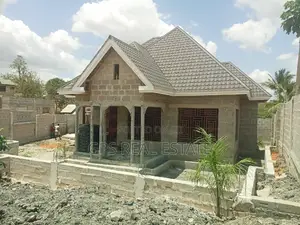 3bdrm House in Mbezi Malamb Mawili, Kinondoni for sale