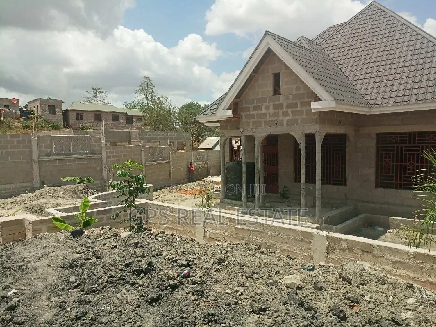 3bdrm House in Mbezi Malamb Mawili, Kinondoni for sale