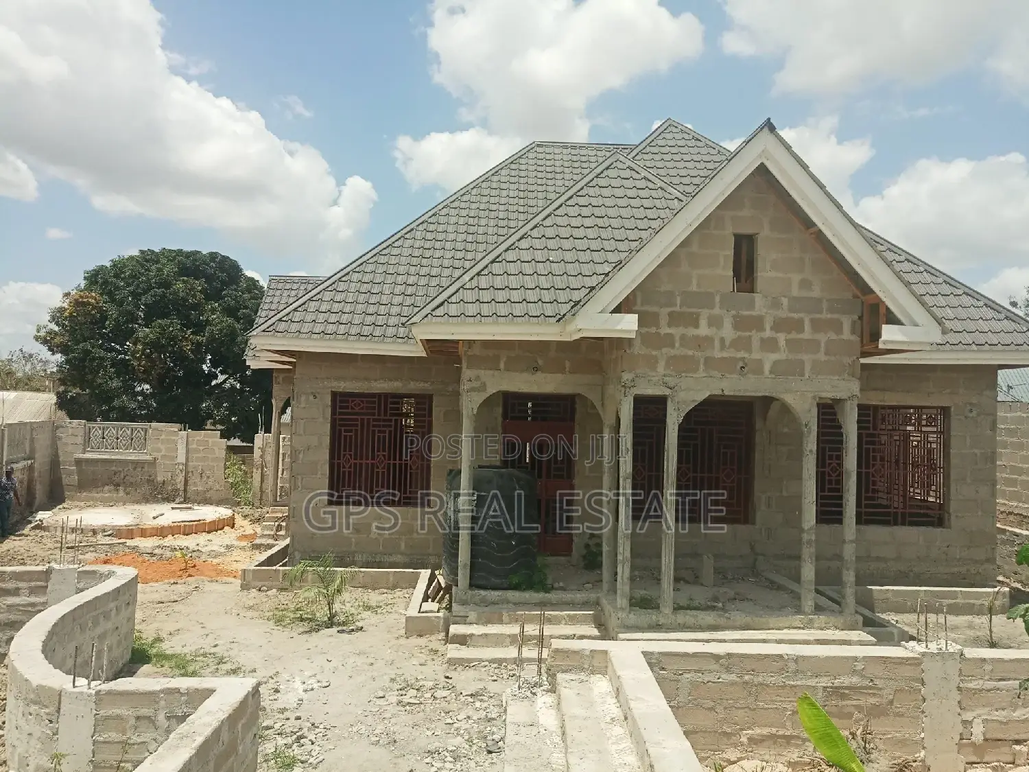 3bdrm House in Mbezi Malamb Mawili, Kinondoni for sale