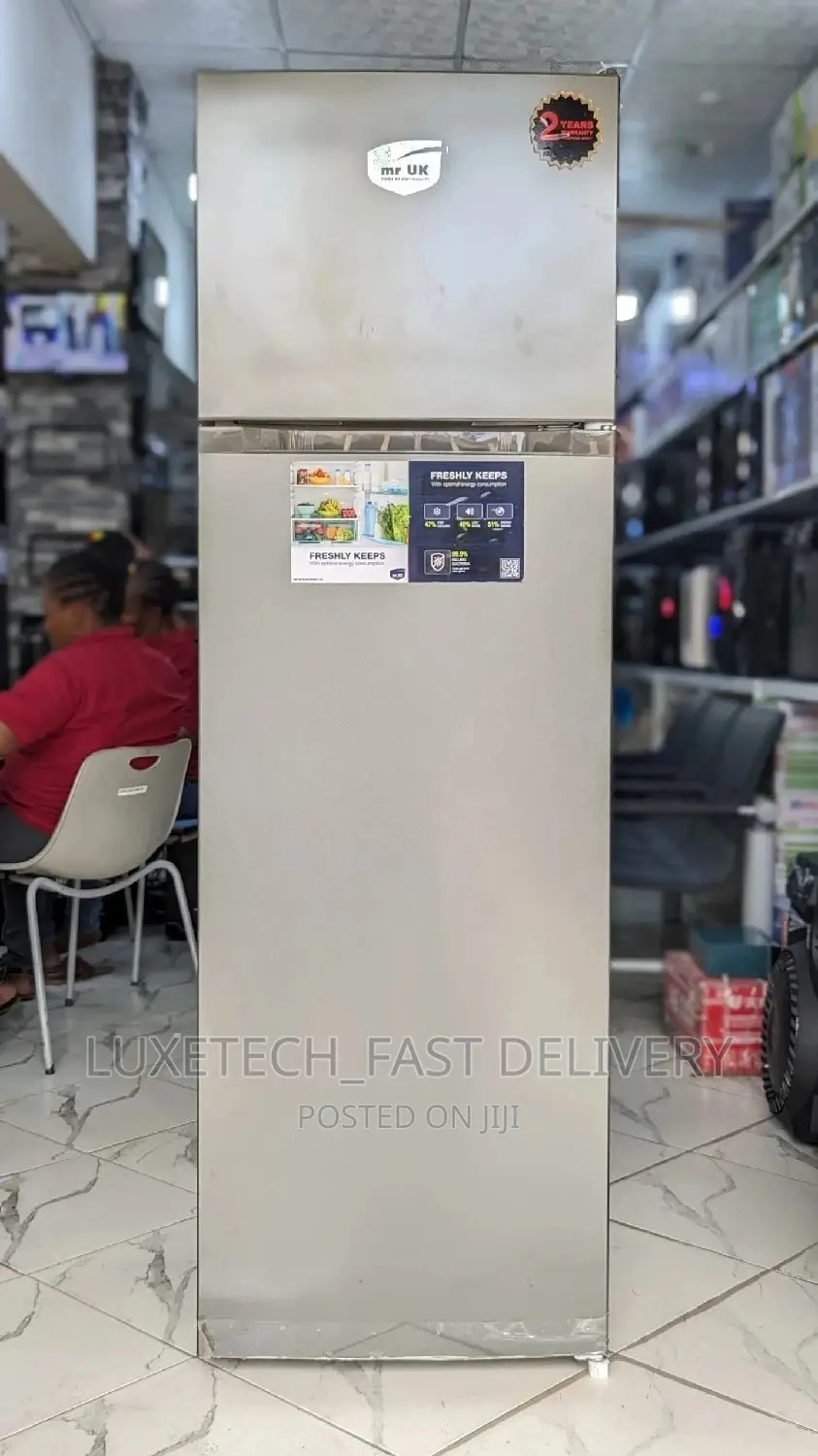 Mr Uk Refrigerator 252L Fast Cooling and Freezing