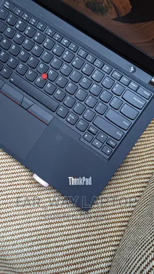 New Laptop Lenovo Thinkpad P14s 16GB Intel Core I7 SSD 512GB