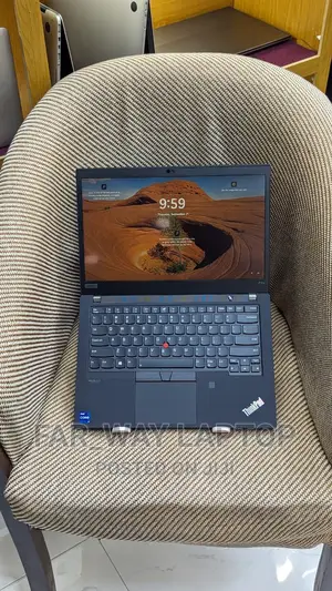 New Laptop Lenovo Thinkpad P14s 16GB Intel Core I7 SSD 512GB