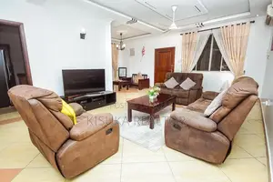 Short Stays 3 Bedroom Apartment for Rent $130 Per Day