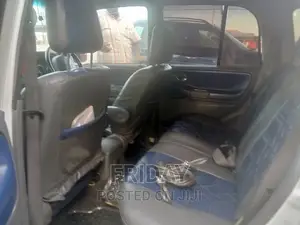 Suzuki Escudo 2005 White