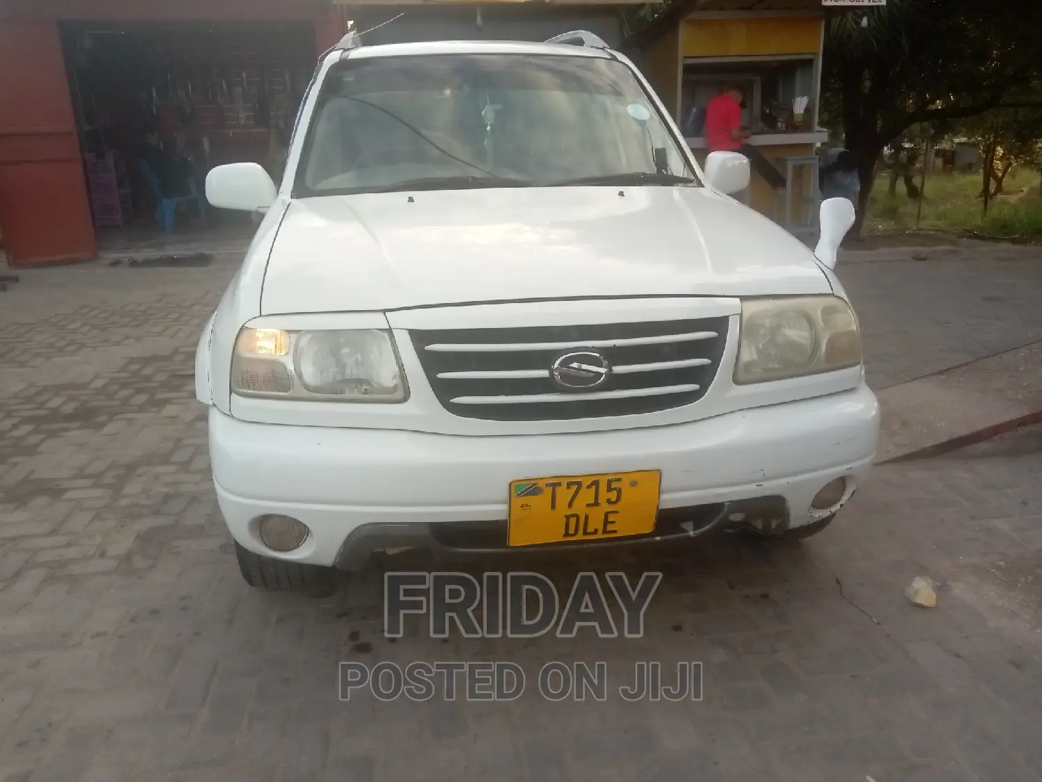 Suzuki Escudo 2005 White