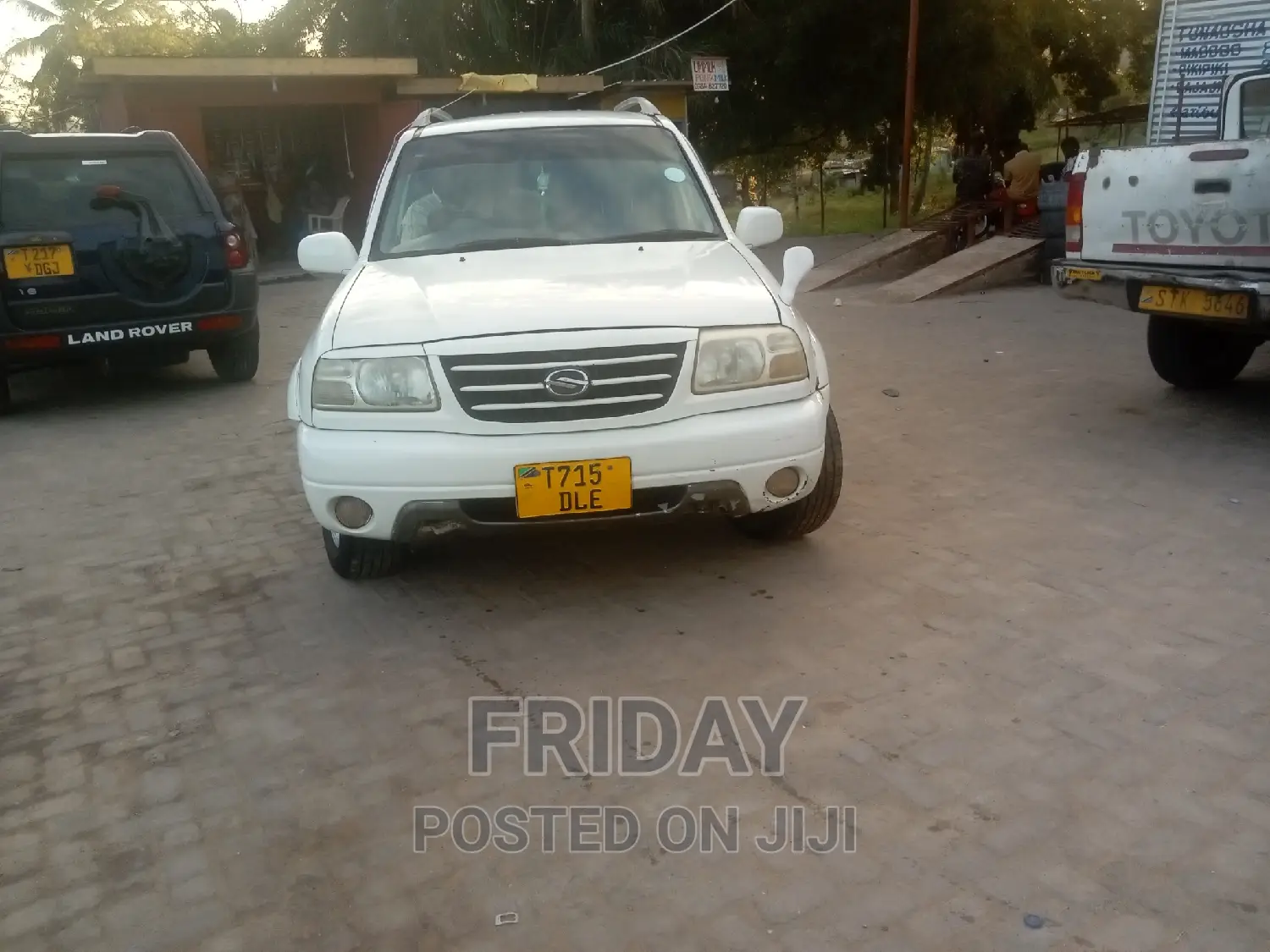 Suzuki Escudo 2005 White