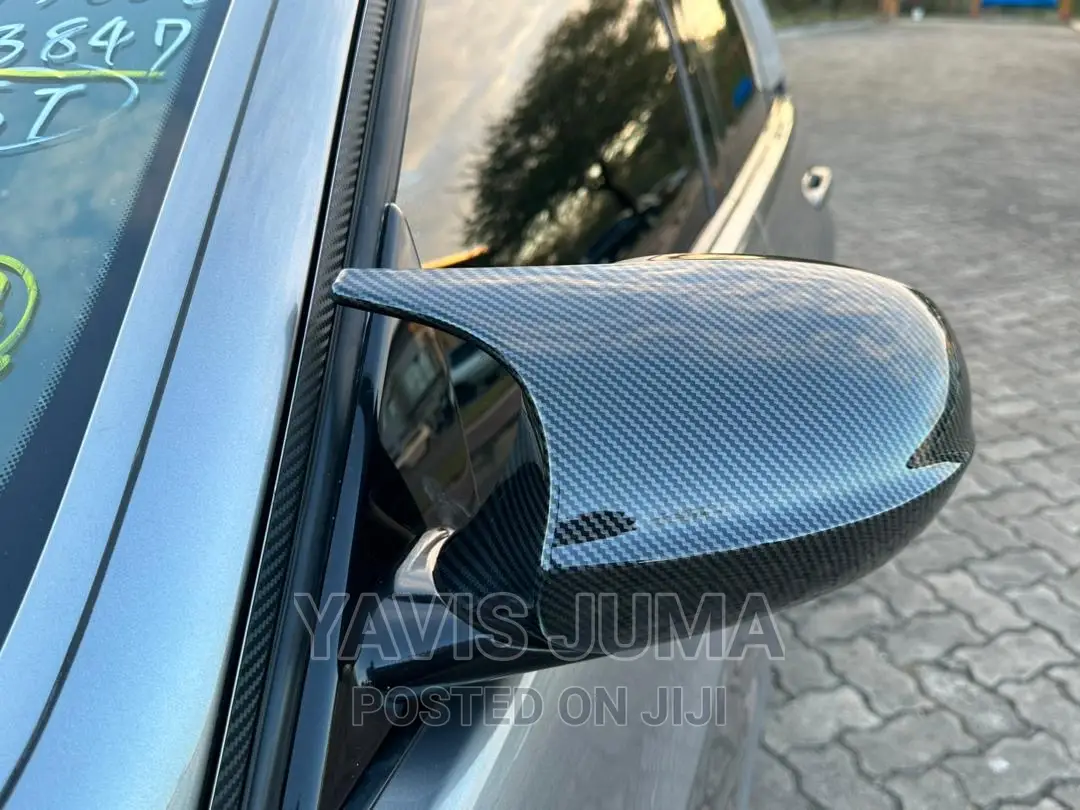 BMW 320i 2010 Gray