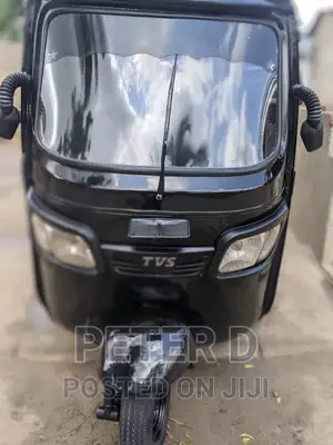 TVS Apache 180 RTR 2022 Beige