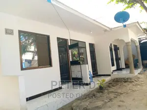 1bdrm Apartment in Kimara for rent