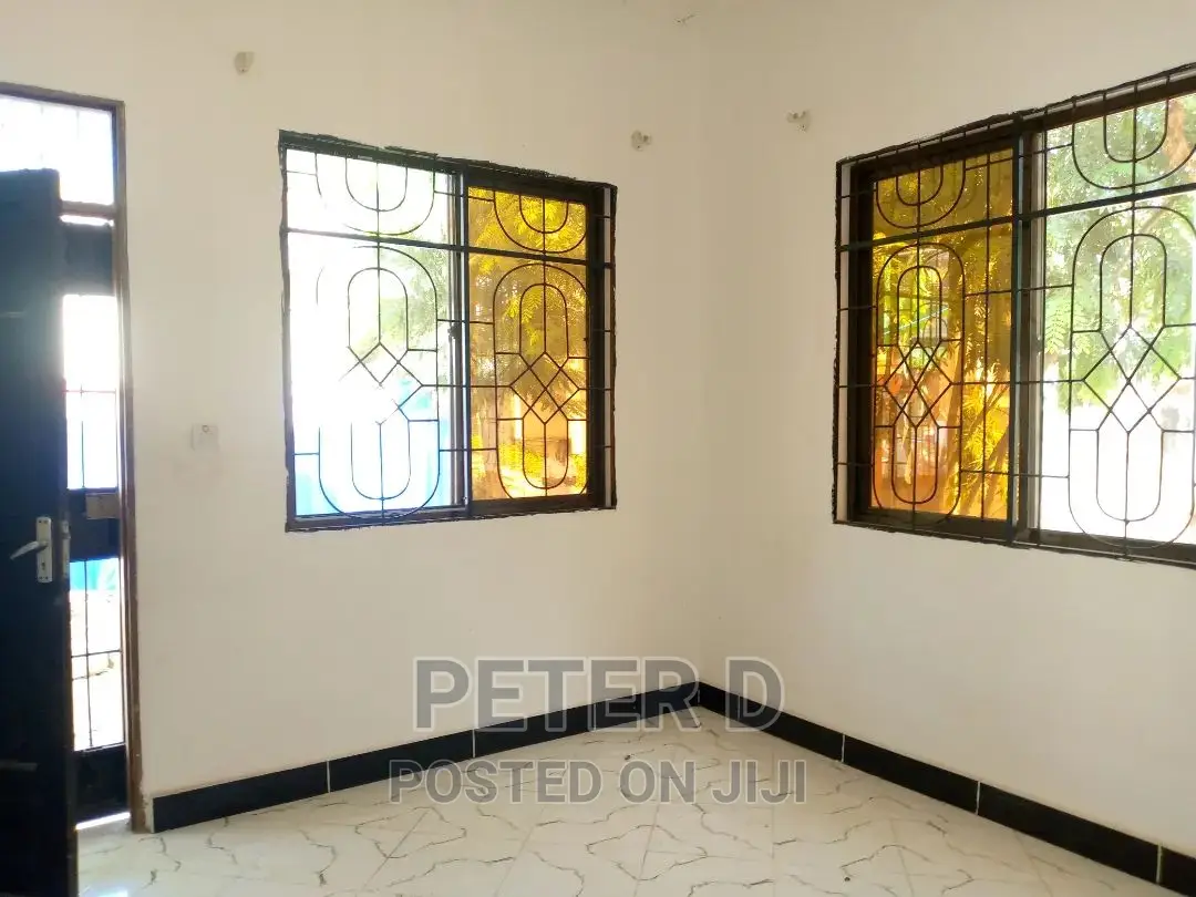 1bdrm Apartment in Kimara for rent