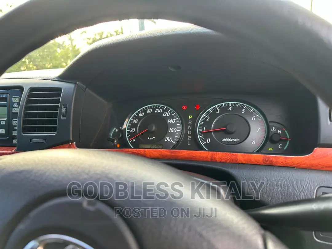 Toyota Corolla RunX 2005 Silver