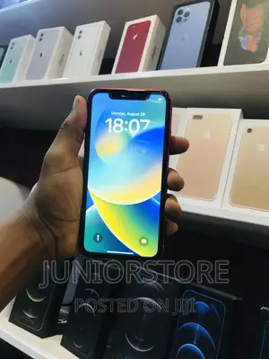 Apple iPhone 11 64 GB Red