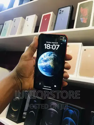 Apple iPhone 11 64 GB Red
