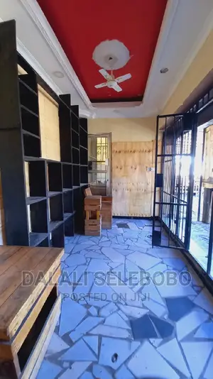 Frem Nzuri Kwa Grocery Na Mgahawa
