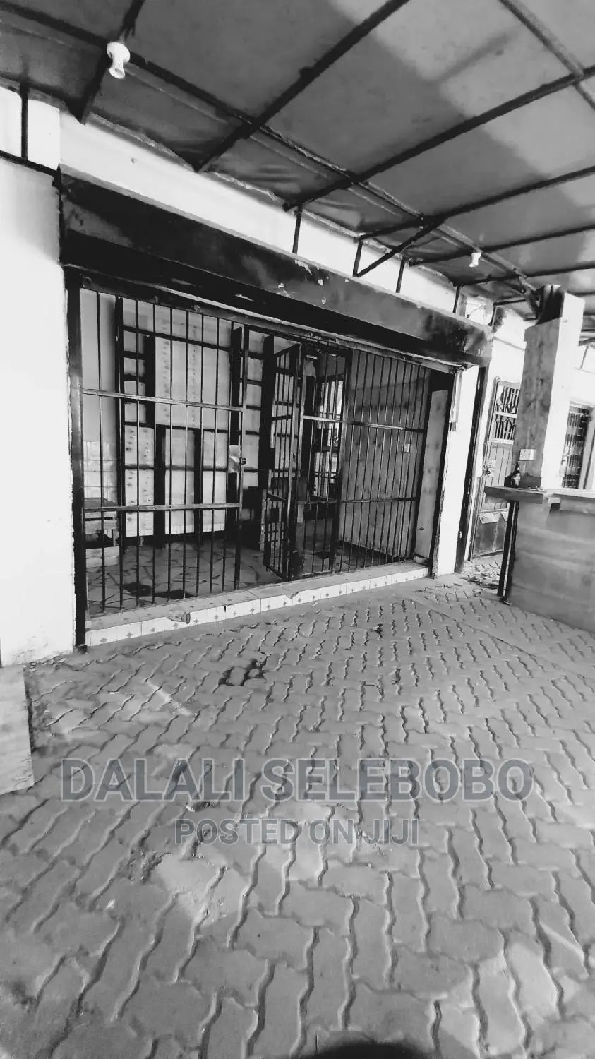Frem Nzuri Kwa Grocery Na Mgahawa