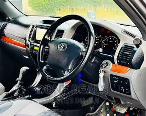 Toyota Land Cruiser Prado 2006 Silver